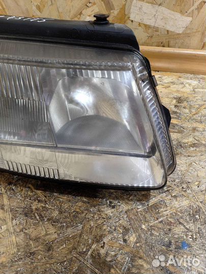Фара Правая Пассат Б5 бу Оригинал