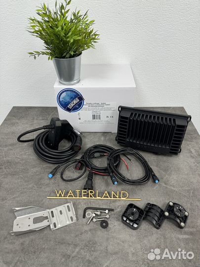 Garmin Panoptix LiveScope Plus (LVS32 + GLS10)
