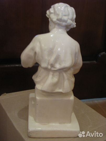 Бюст скульптура из гипса 