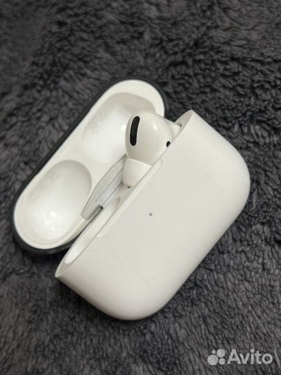 Наушник apple airpods pro правый