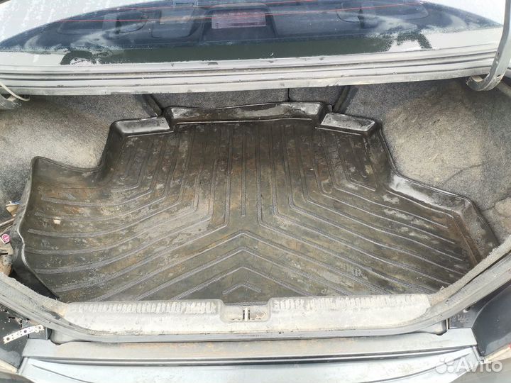 В разборе Mitsubishi Lancer 9