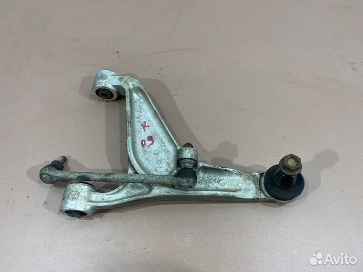 Рычаг задний правый Infiniti Q70 M37 M25 Q50 Y51