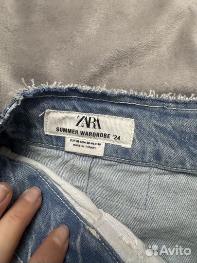 Джинсы zara 38 relaxed fit