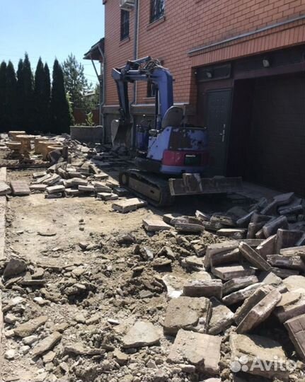 Услуги трактора экскаватора