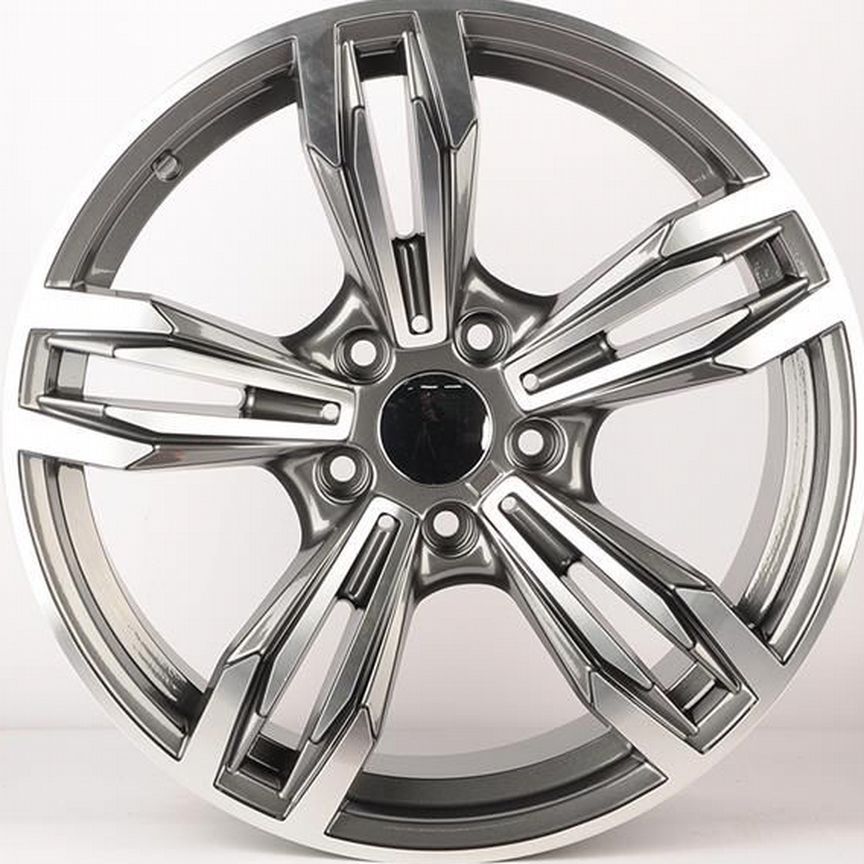 Powcan BK5730 : 8x17 5*120 Et:30 Dia:72,6 GMF
