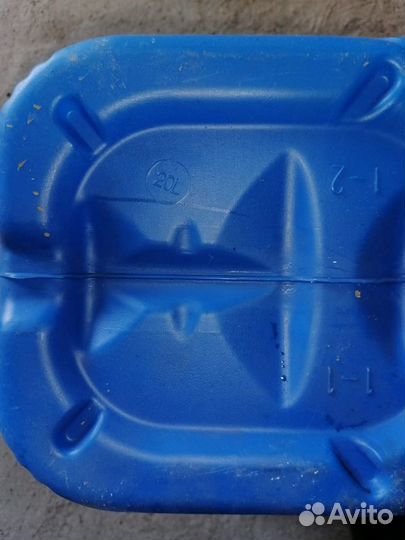 Канистра пластиковая 20 литров