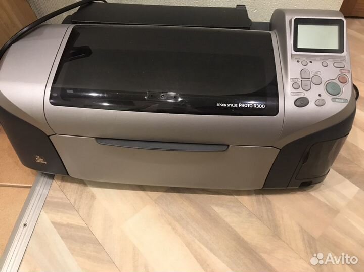 Продам принтер Epson stylus photo R300