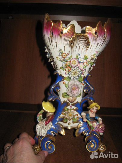 Шикарная фарфоровая ваза. Франция Германия