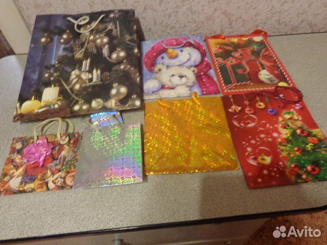 Подарочная коробка упаковка