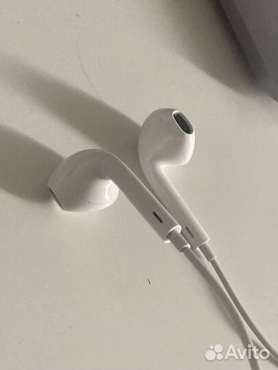 Наушники apple earpods lightning из комплекта