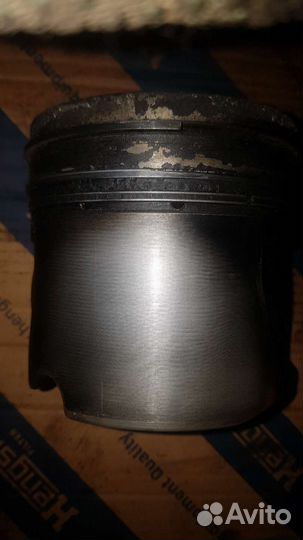 Поршень актрос