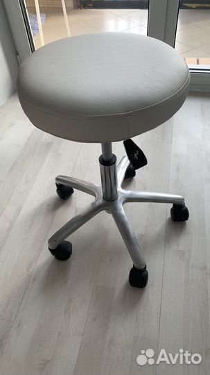 Табурет таблетка педикюрная