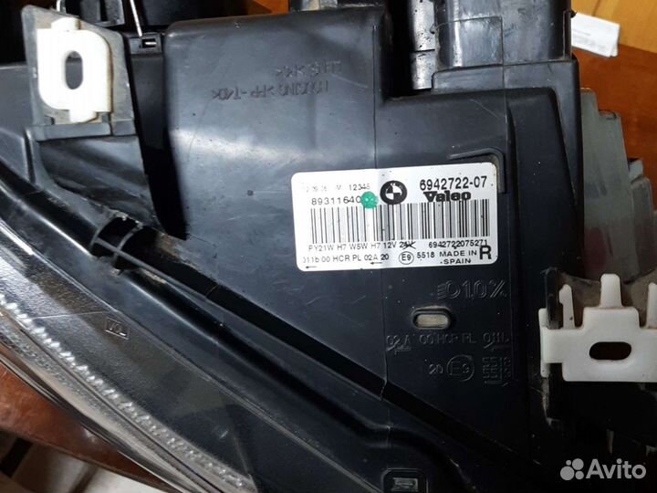 Фара BMW E90 правая с кронштейном