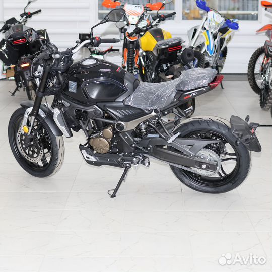 Мотоцикл voge 300AC