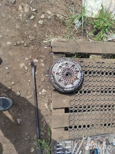 Маховик корзина диск 1.4tdci Ford Fusion Fiesta