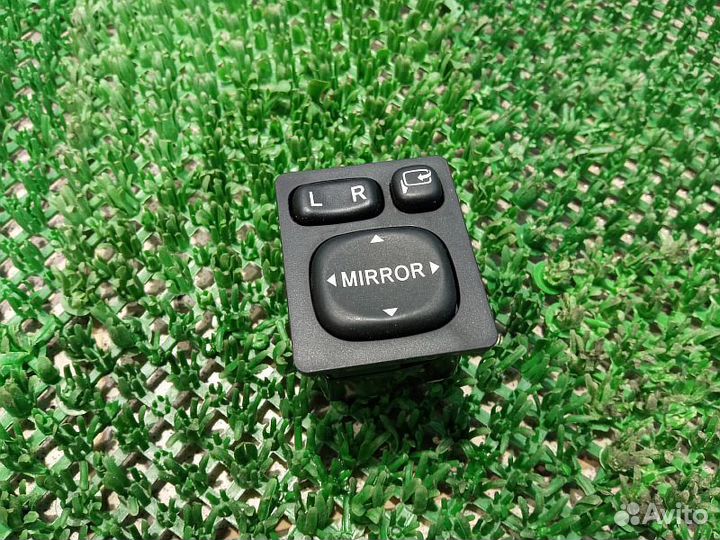 Блок управления зеркалами Toyota Fortuner