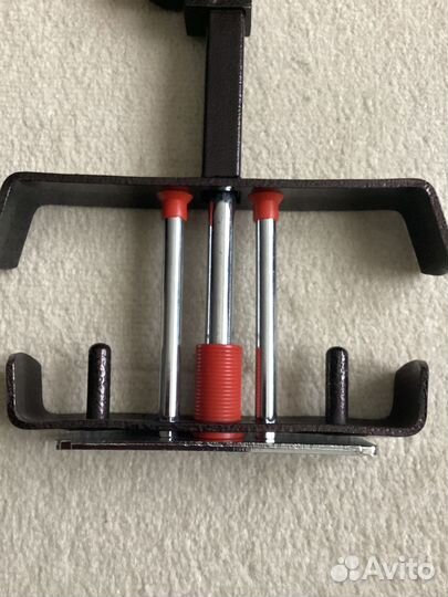 Противоугонный блокиратор на педаль