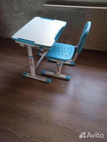 Растущая парта и стул