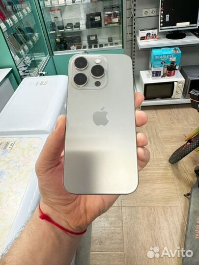 iPhone 15 Pro, 256 ГБ