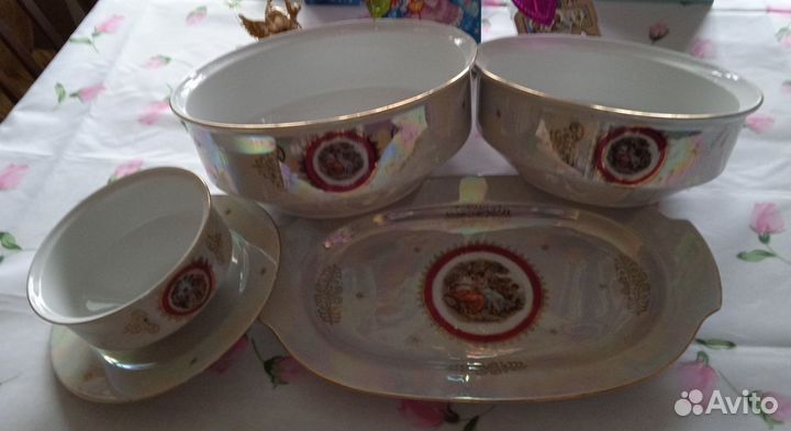 Столовый сервиз 