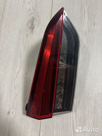 60U945307A фара задняя внутреняя skoda rapid