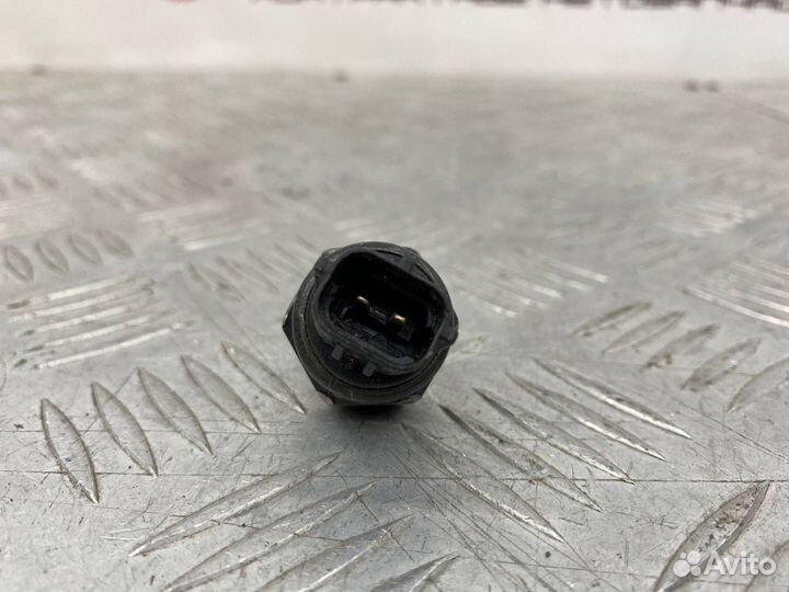 Б/У Датчик заднего хода МКПП Kia Rio 3 UB D4FC