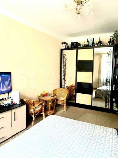 3-к. квартира, 80 м², 2/4 эт.