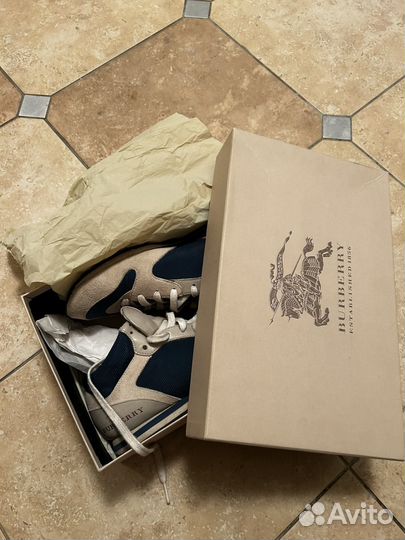 Кроссовки burberry 36-37р
