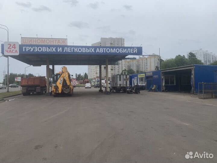 Шиномонтажник