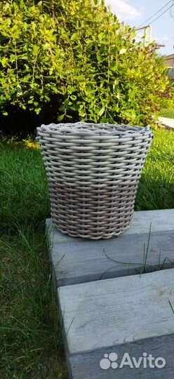 Кашпо из искусственного ротанга 10, 12, 20 л