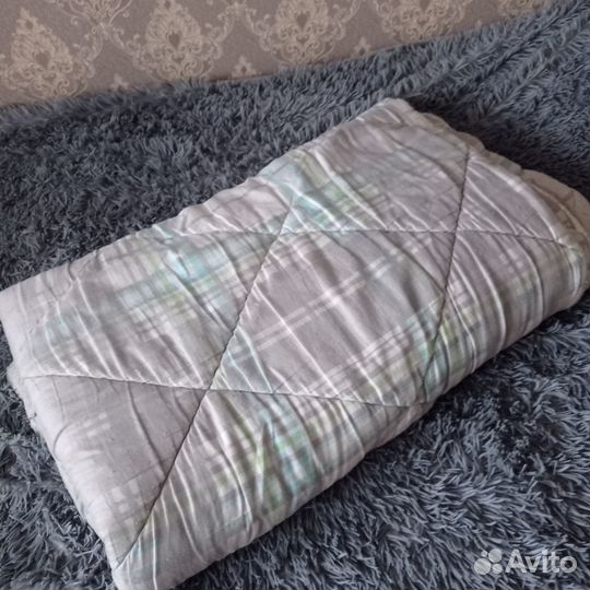 Одеяло и подушки
