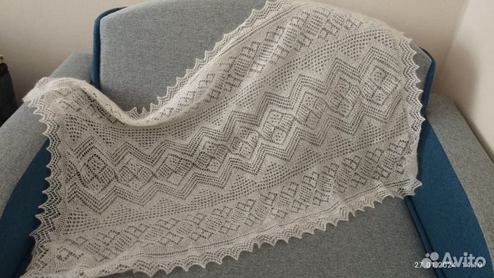 Пуховый платок паутинка