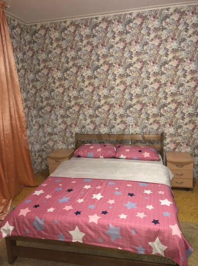 Комната 17 м² в 3-к., 1/15 эт.