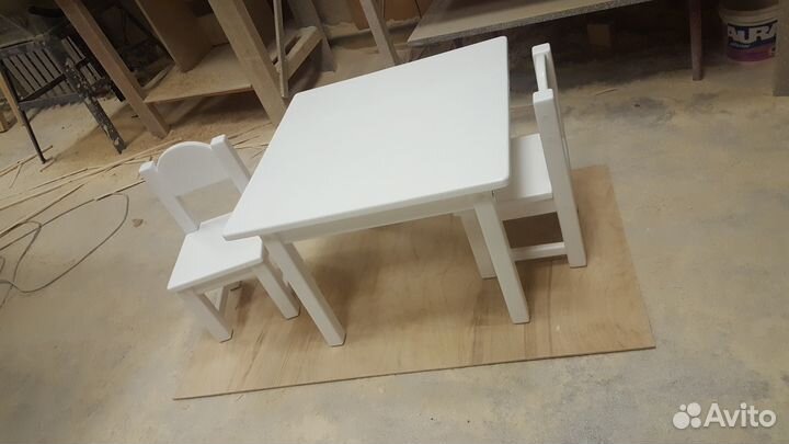 Детский стул и стол