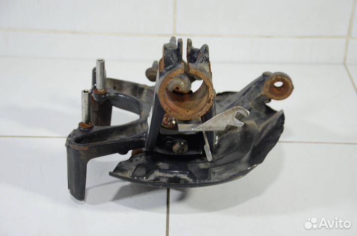 Кулак поворотный передний левый Seat Arona KJ7