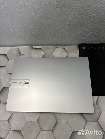 Asus X16 k3604, 2024