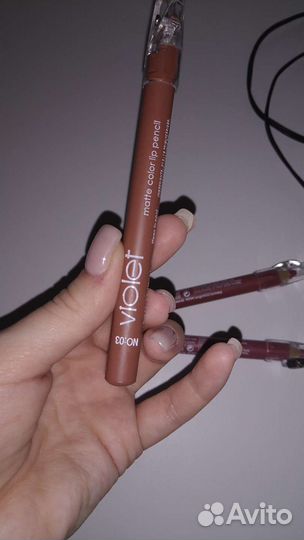 Матовые карандаши для губ