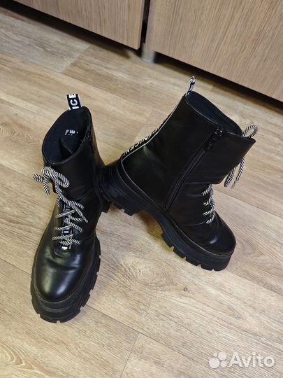 Ботинки демисезонные женские 40размер