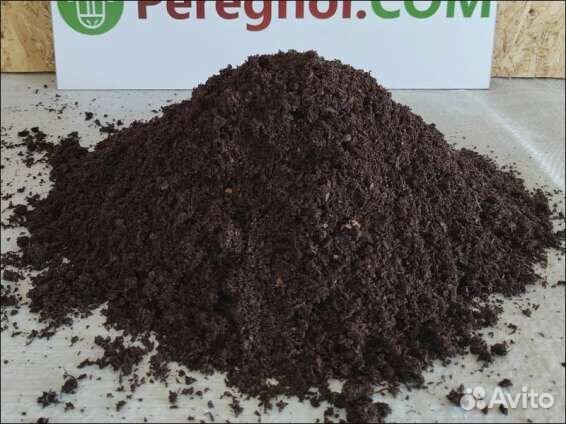 Низинный торф 30%, перегной 30%, плодородная почва