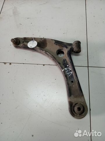 Mitsubishi Outlander ll рычаг передний левый