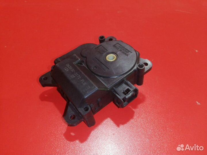 Сервопривод заслонок печки Toyota Land Cruiser