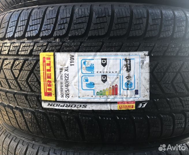 Pirelli Scorpion Winter 285/40 R22