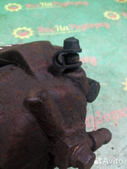 Суппорт передний правый Opel Astra хэтчбек