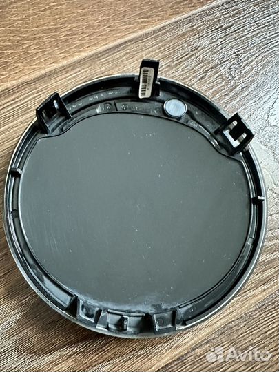 Эмблема volkswagen в решетку радиатора