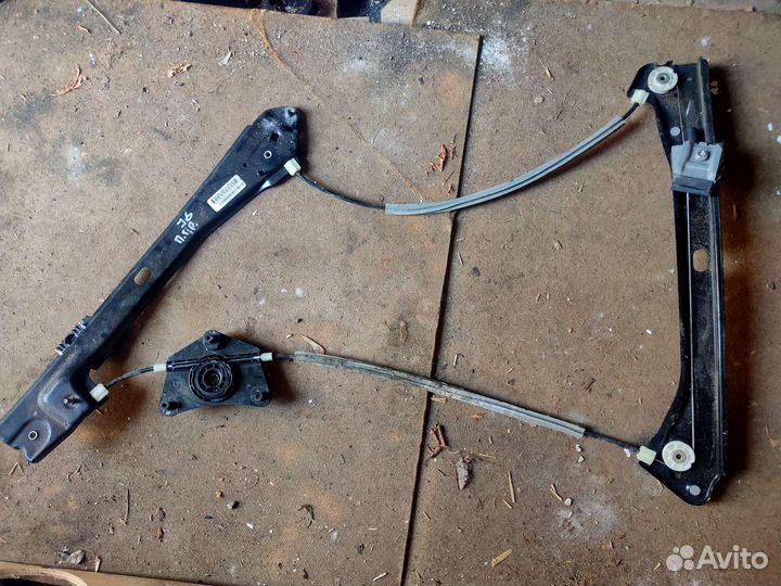 Стеклоподъемник правый Volkswagen Jetta 6 2011+