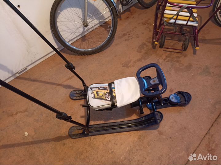 Детский снегокат