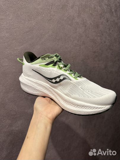 Кроссовки беговые Saucony