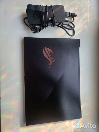 Asus Zephyrus s17 GX701GV-EV005T