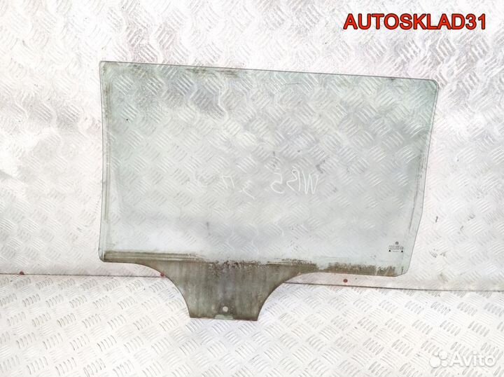 Стекло двери задней правой VW Passat B5 Универсал