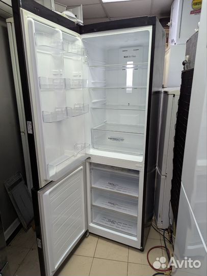 Холодильник LG No Frost 190 см Чёрный